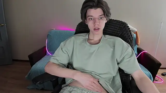 Liam sexy1 online show from February 2025 02:05:01 PM