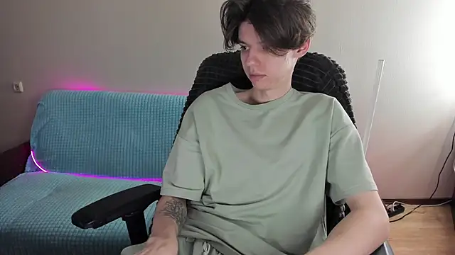 Liam sexy1 online show from February 2025 07:17:02 AM