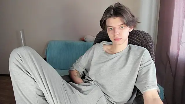Liam sexy1 online show from March 2025 02:01:02 PM