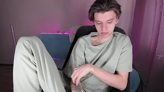 Liam sexy1 online show from March 2025 01:20:02 PM