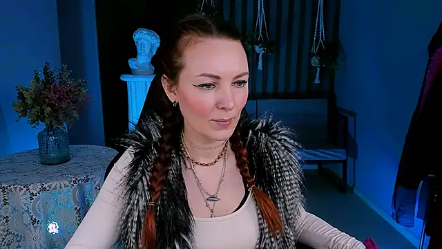 VandaRossi online show from January 2025 12:31:01 PM