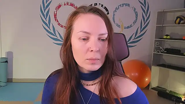 VandaRossi online show from February 2025 05:05:01 AM