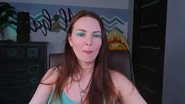 VandaRossi online show from February 2025 03:05:02 PM