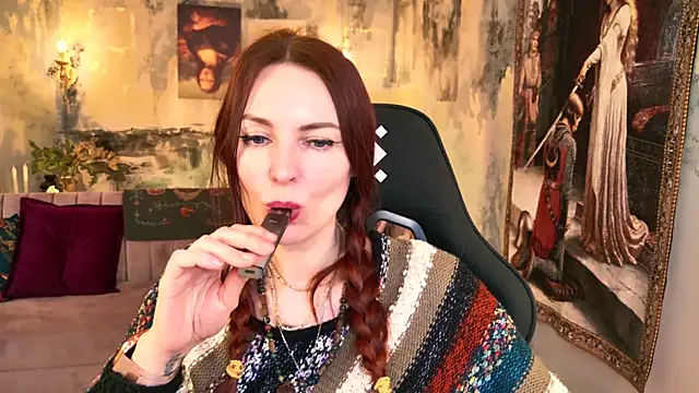 VandaRossi online show from March 2025 02:21:02 PM