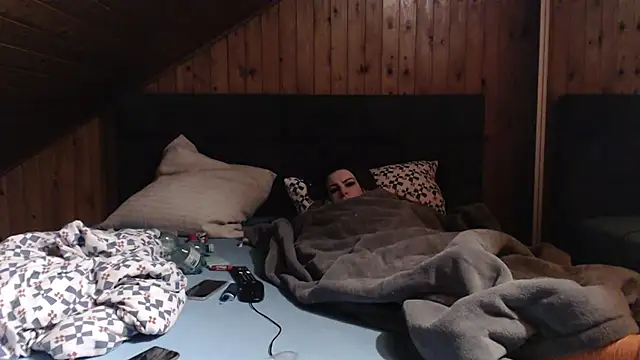 BoeseMoni1998 online show from March 2025 09:22:01 PM