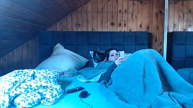 BoeseMoni1998 online show from March 2025 12:34:01 PM