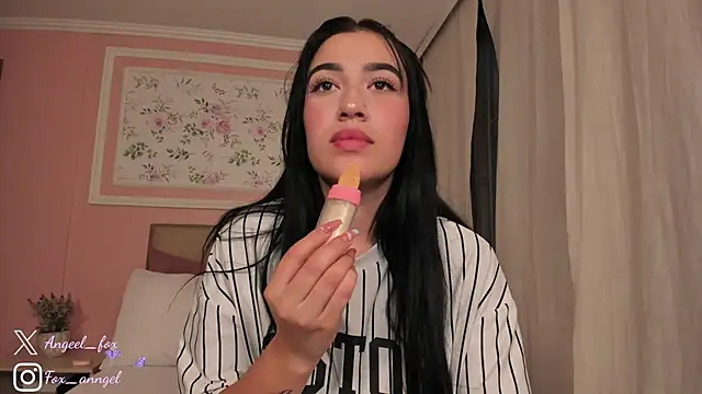 Snapshot of angeel_fox chatting on January 2025 01:16:02 AM angeel fox online show from January 2025 01:16:02 AM