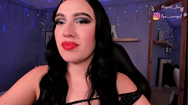 Snapshot of angeel_fox chatting on March 2025 11:43:01 PM angeel fox online show from March 2025 11:43:01 PM