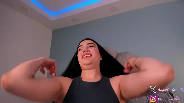 angeel fox online show from September 2025 04:56:01 AM