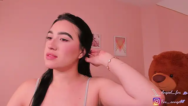 Snapshot of angeel_fox chatting on September 2025 04:03:01 AM angeel fox online show from September 2025 04:03:01 AM