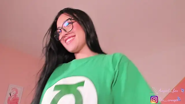 Snapshot of angeel_fox chatting on November 2025 06:23:02 AM angeel fox online show from November 2025 06:23:02 AM