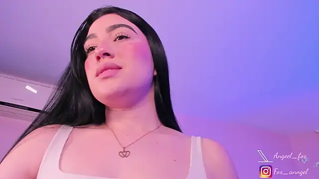 angeel fox online show from November 2025 03:08:02 AM