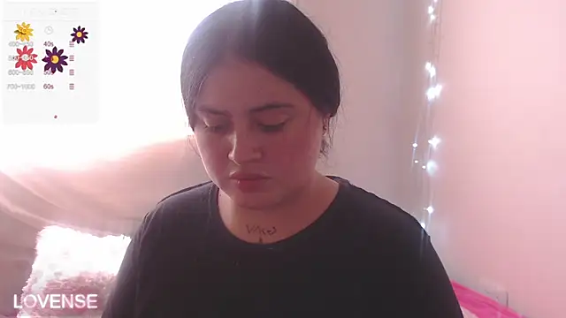 Snapshot of PamelaDoouce chatting on December 2024 05:55:01 PM PamelaDoouce online show from December 2024 05:55:01 PM