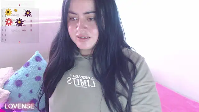 Snapshot of PamelaDoouce chatting on December 2024 12:12:02 PM PamelaDoouce online show from December 2024 12:12:02 PM