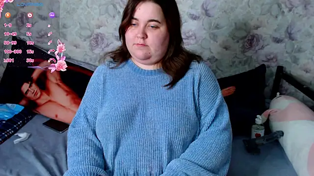Snapshot of Estelle_Hicks chatting on December 2024 09:23:02 PM Estelle Hicks online show from December 2024 09:23:02 PM
