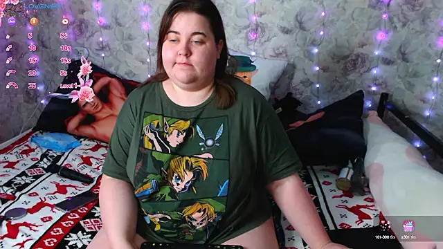 Snapshot of Estelle_Hicks chatting on December 2024 06:05:02 PM Estelle Hicks online show from December 2024 06:05:02 PM