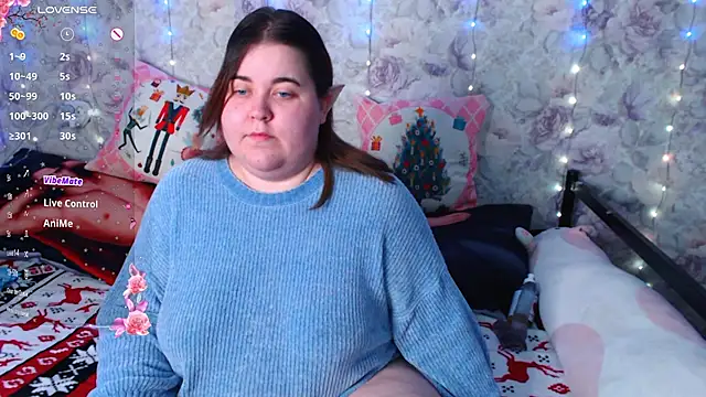 Snapshot of Estelle_Hicks chatting on December 2024 04:40:02 PM Estelle Hicks online show from December 2024 04:40:02 PM