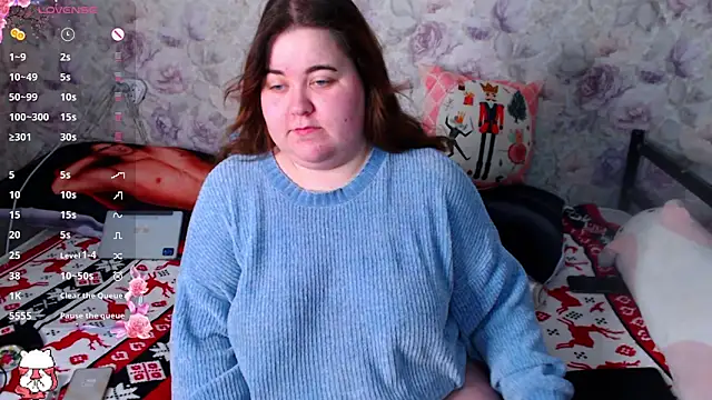 Snapshot of Estelle_Hicks chatting on January 2025 12:57:01 AM Estelle Hicks online show from January 2025 12:57:01 AM