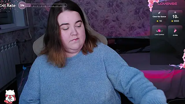 Snapshot of Estelle_Hicks chatting on October 2025 06:16:02 PM Estelle Hicks online show from October 2025 06:16:02 PM