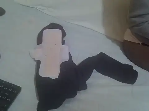 Snapshot of Sweet_crushy chatting on February 2026 06:47:01 PM Sweet crushy online show from February 2026 06:47:01 PM