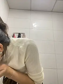 Snapshot of Be-MyMy chatting on January 2025 09:17:02 AM Be-MyMy online show from January 2025 09:17:02 AM