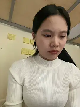 Snapshot of Be-MyMy chatting on January 2025 01:48:02 PM Be-MyMy online show from January 2025 01:48:02 PM