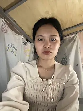 Snapshot of Be-MyMy chatting on February 2025 07:48:01 AM Be-MyMy online show from February 2025 07:48:01 AM