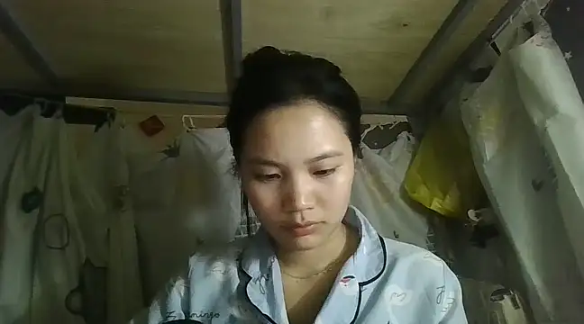 Snapshot of Be-MyMy chatting on March 2025 07:21:02 AM Be-MyMy online show from March 2025 07:21:02 AM