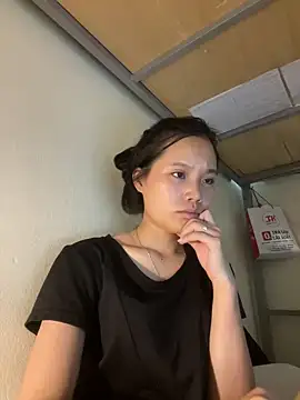 Snapshot of Be-MyMy chatting on September 2025 01:44:02 PM Be-MyMy online show from September 2025 01:44:02 PM