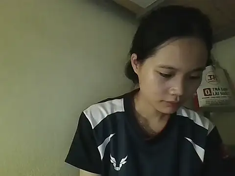 Snapshot of Be-MyMy chatting on October 2025 09:29:01 AM Be-MyMy online show from October 2025 09:29:01 AM