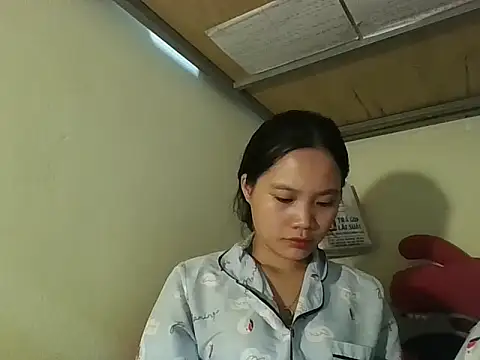 Snapshot of Be-MyMy chatting on October 2025 11:58:02 AM Be-MyMy online show from October 2025 11:58:02 AM