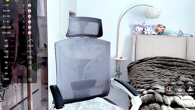 FeiFei-babe online show from February 2025 04:53:01 AM