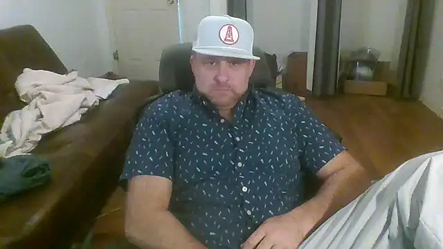 poundyouout69 online show from February 2026 09:00:01 PM