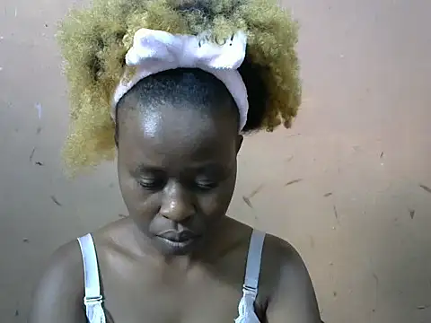 Snapshot of sexy-rosie chatting on September 2025 08:49:02 AM sexy-rosie online show from September 2025 08:49:02 AM