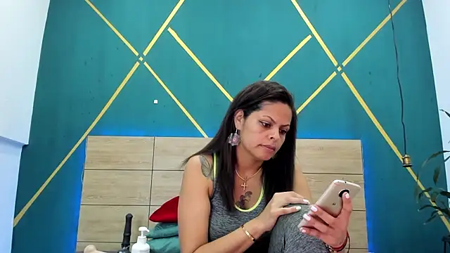 Luna smit08 online show from March 2025 07:22:01 PM