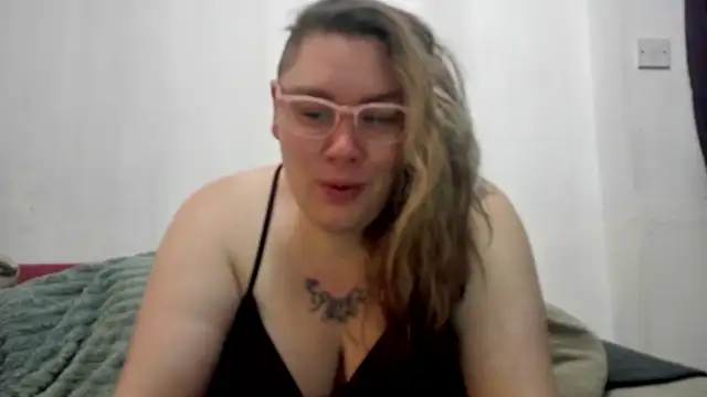 Bustycurves online show from January 2026 02:27:02 AM