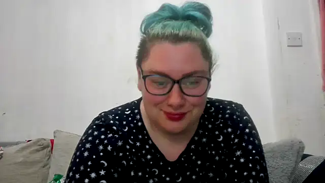 Bustycurves online show from June 2026 09:49:02 PM