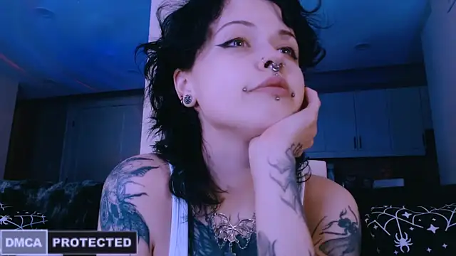 NaughtyLittleFox online show from April 2026 06:52:01 AM