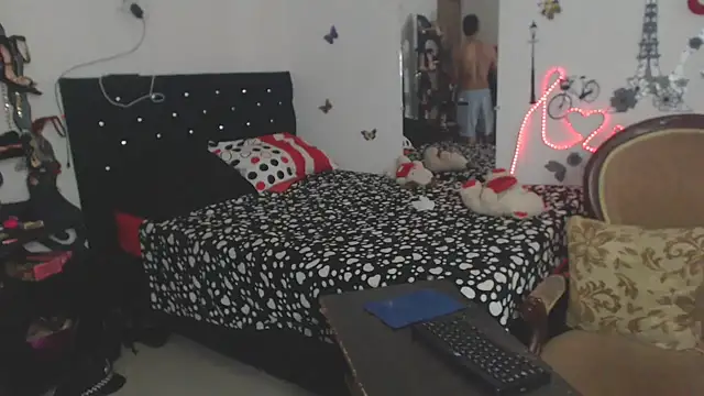 brigitht online show from November 2025 08:58:02 AM