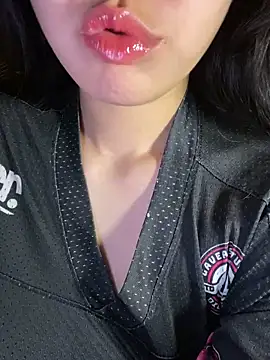 minmin2kk5 online show from December 2025 03:52:01 PM