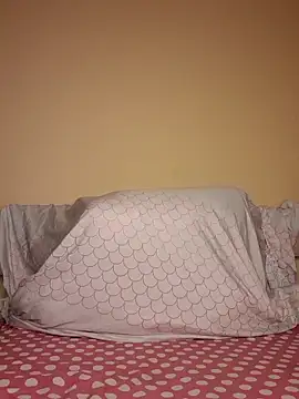 Freya 004 online show from October 2025 01:53:01 PM