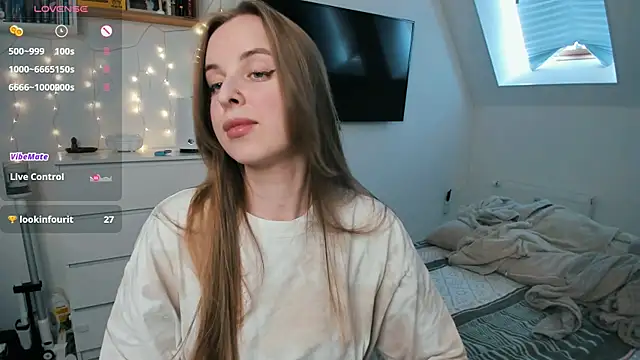 violet blue eyes online show from April 2026 01:07:01 PM