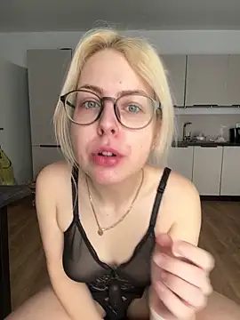 Snapshot of Livewithlucy chatting on February 2026 07:59:01 AM Livewithlucy online show from February 2026 07:59:01 AM