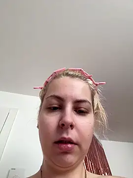 Snapshot of Livewithlucy chatting on February 2026 08:36:01 AM Livewithlucy online show from February 2026 08:36:01 AM