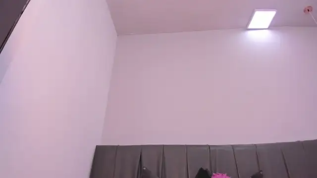 Cherllynn online show from February 2025 03:09:01 PM