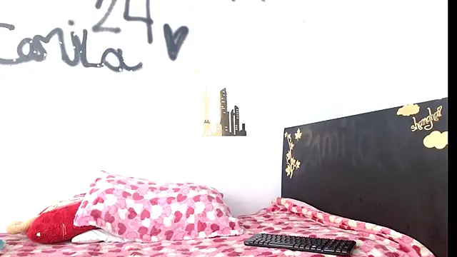 camilavagina24 online show from October 2025 04:06:02 PM