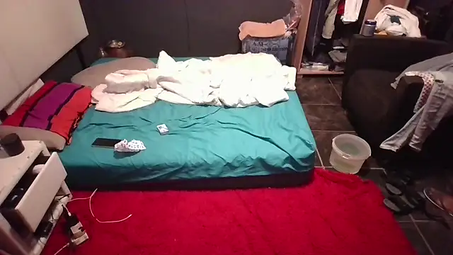 THEEBOSSTEE online show from November 2025 06:31:02 PM