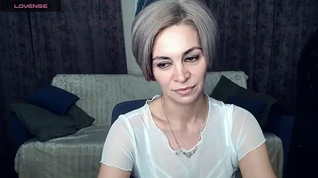Blonde lola444 online show from December 2024 03:07:01 AM