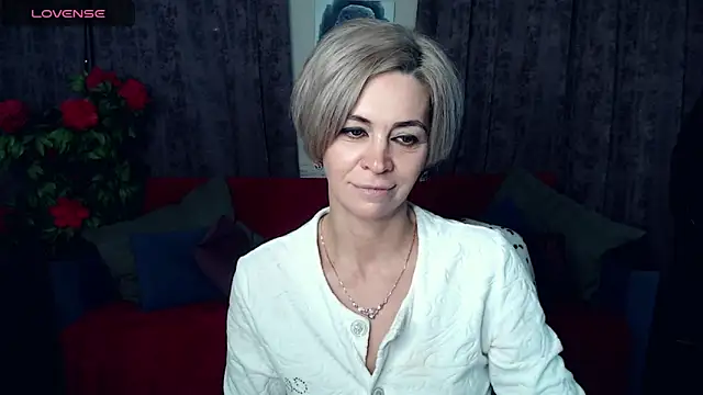 Blonde lola444 online show from December 2024 11:26:02 PM