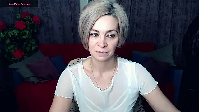 Blonde lola444 online show from January 2025 11:26:01 PM